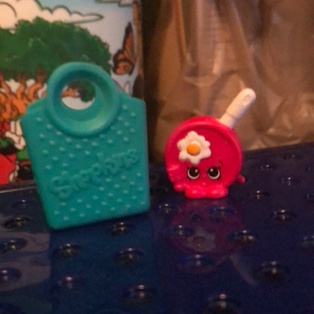 Shopkins Bundle - Picture 4 of 8
